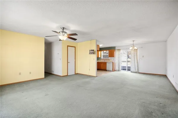 $224,000 | 124 Northwest 171 Road, Warrensburg, MO 64093