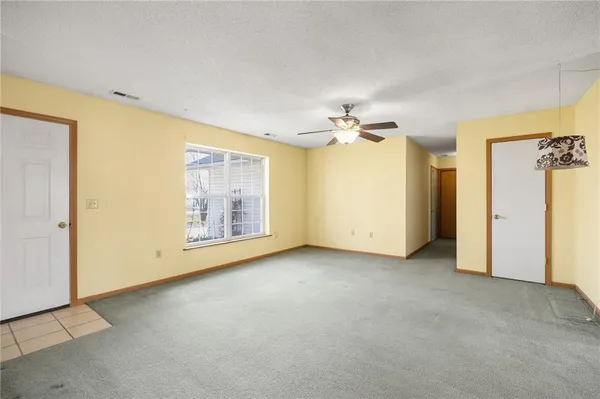 $224,000 | 124 Northwest 171 Road, Warrensburg, MO 64093