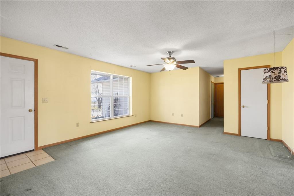 124 Northwest 171 Road Warrensburg, MO 64093 - Photo 4 of 28