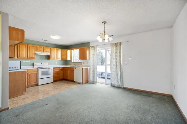 $224,000 | 124 Northwest 171 Road, Warrensburg, MO 64093