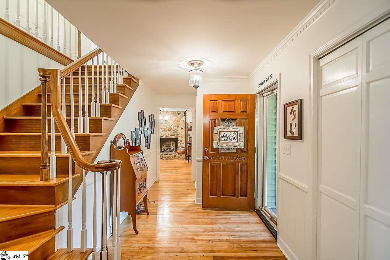 104 Radcliffe Way Simpsonville, SC 29681 - Photo 6 of 34 Gallery Image 6
