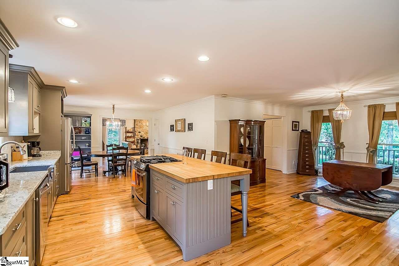 104 Radcliffe Way Simpsonville, SC 29681 - Photo 8 of 34 Gallery Image 8