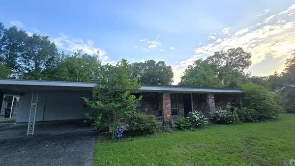 $1,675 | 344 Burgess Place, Baton Rouge, LA 70815