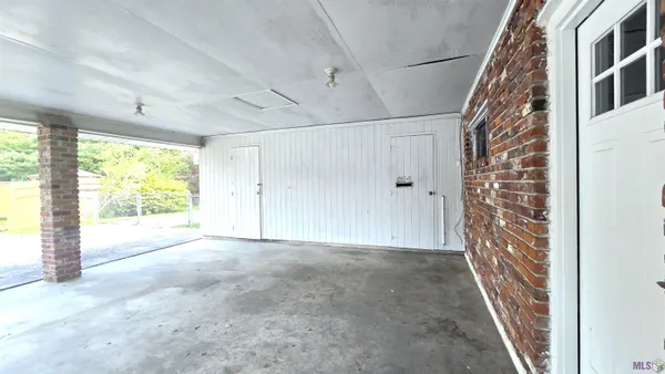 $1,675 | 344 Burgess Place, Baton Rouge, LA 70815