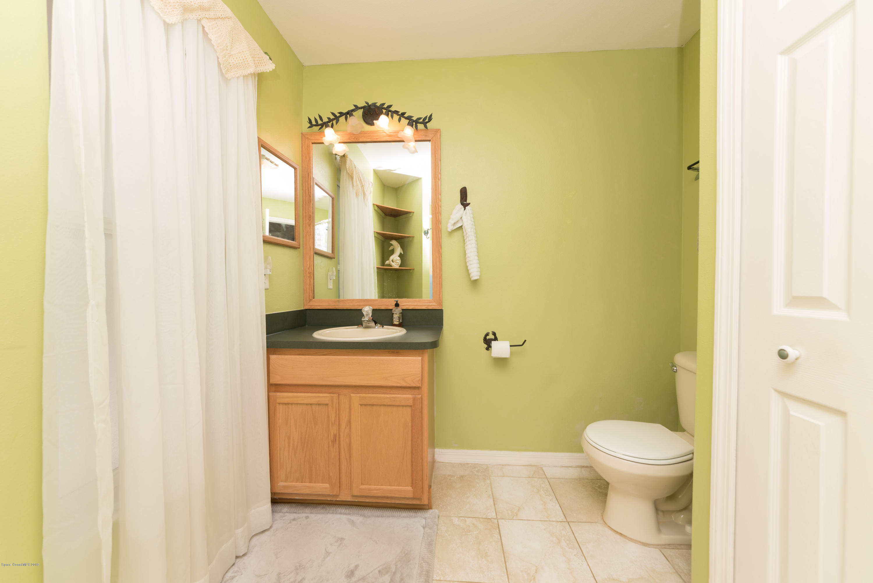 5191 Arlington Road Cocoa, FL 32927 - Photo 18 of 29 Guest Bathroom View 1