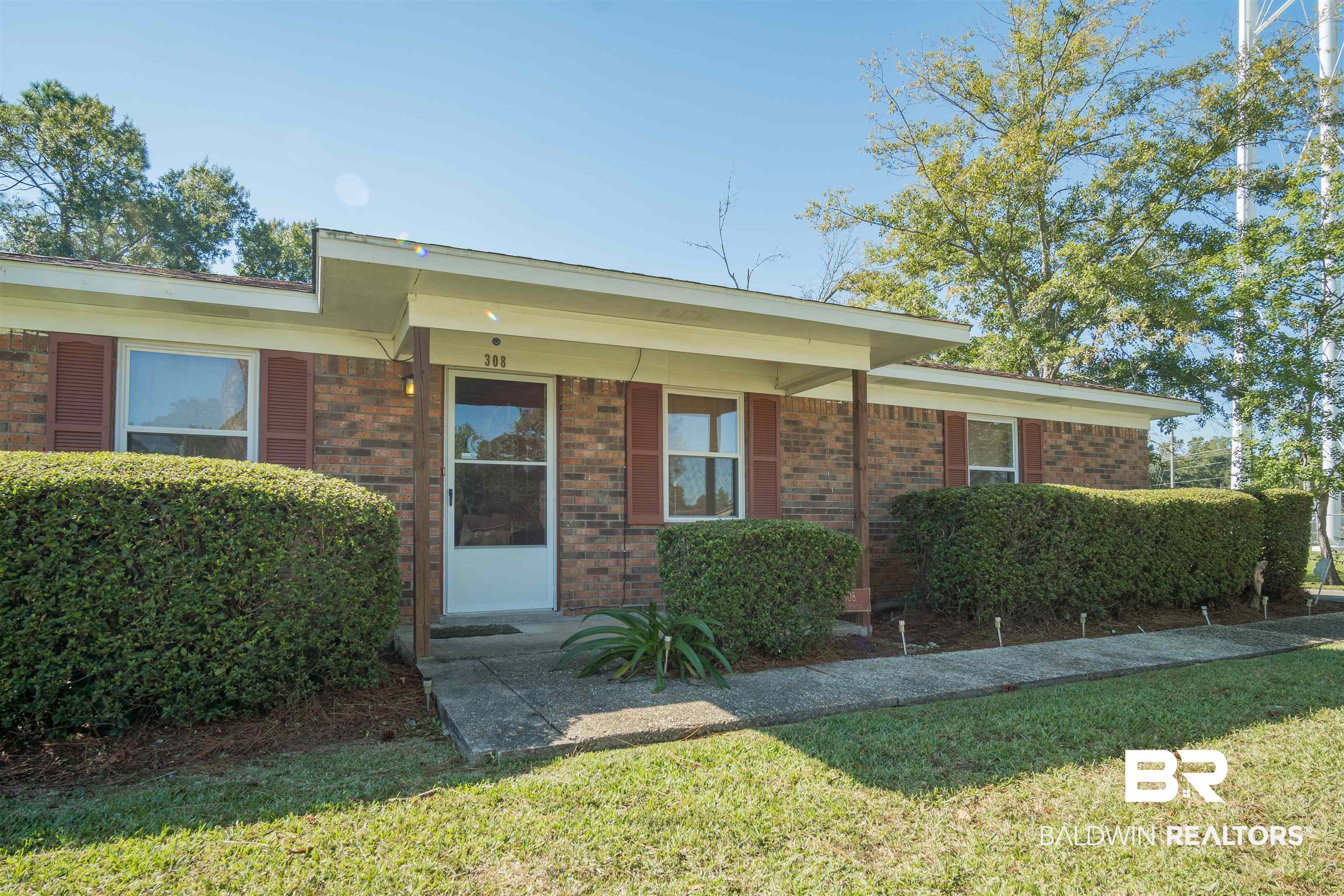 308 East Myrtle Avenue Foley, AL 36535 - Photo 1 of 29