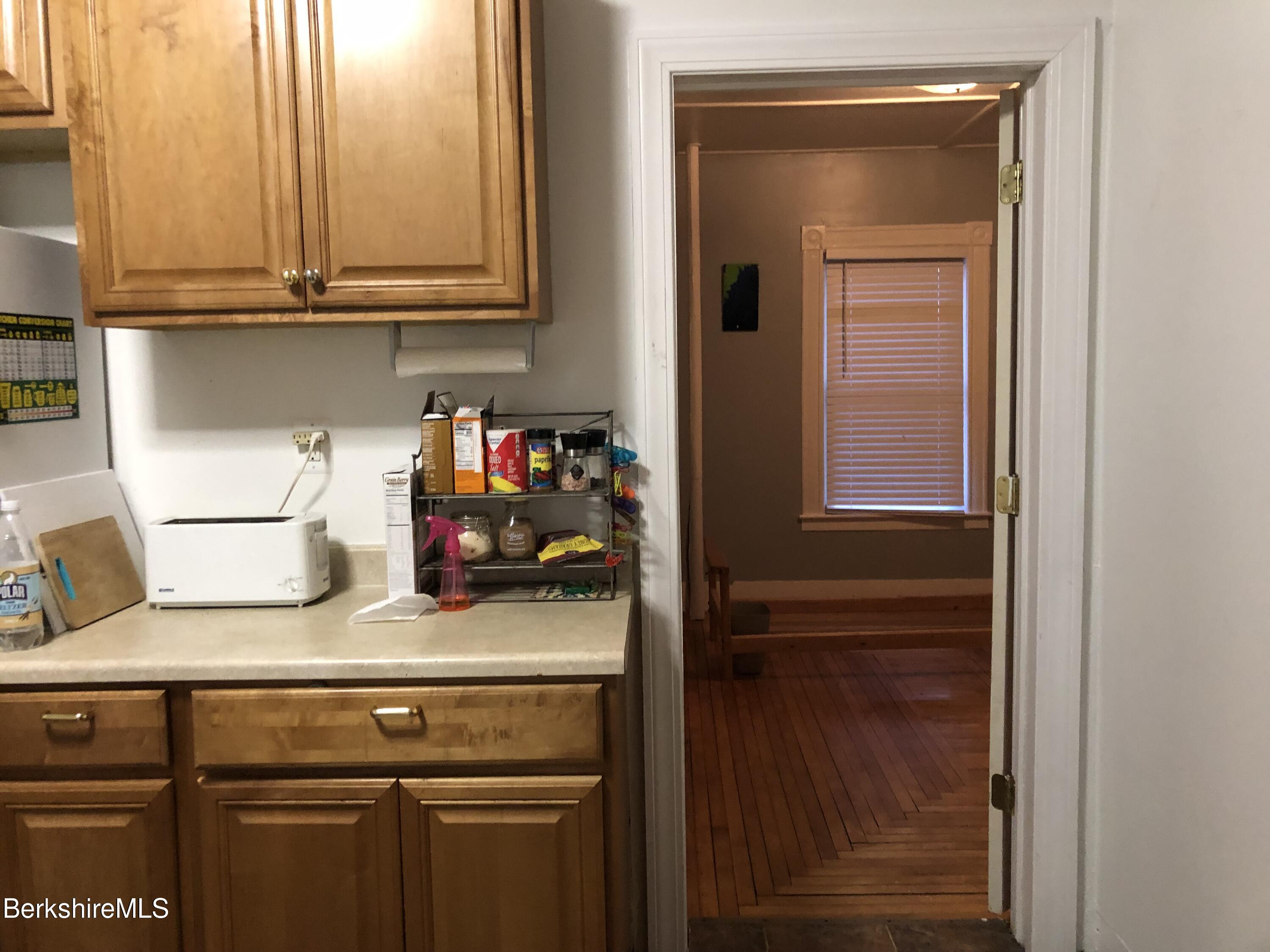 21 Spring Street Pittsfield, MA 01201 - Photo 20 of 31 IMG_3624