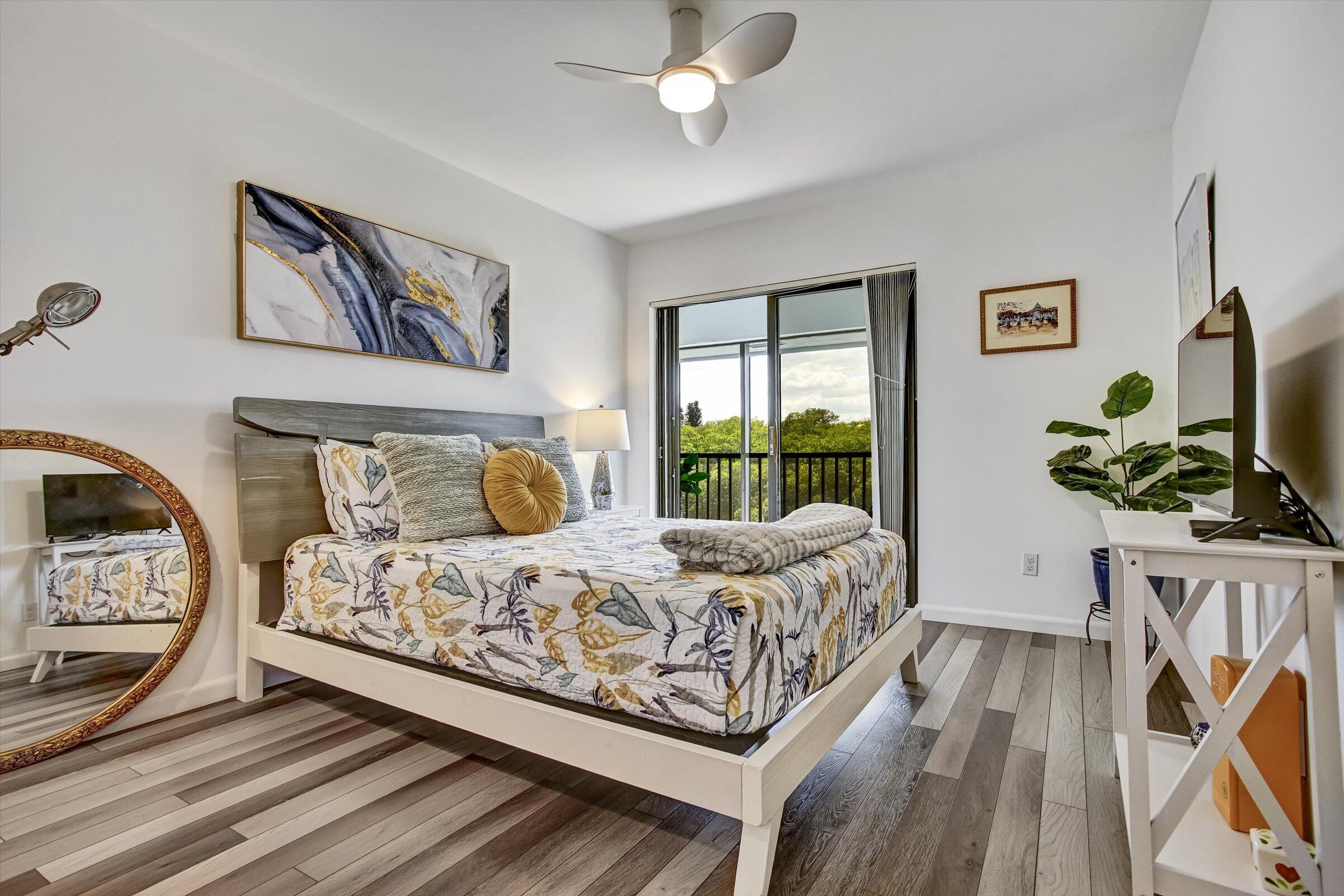 950 South Kanner Highway, Unit 206 Stuart, FL 34994 - Photo 14 of 30 Guest Bedroom