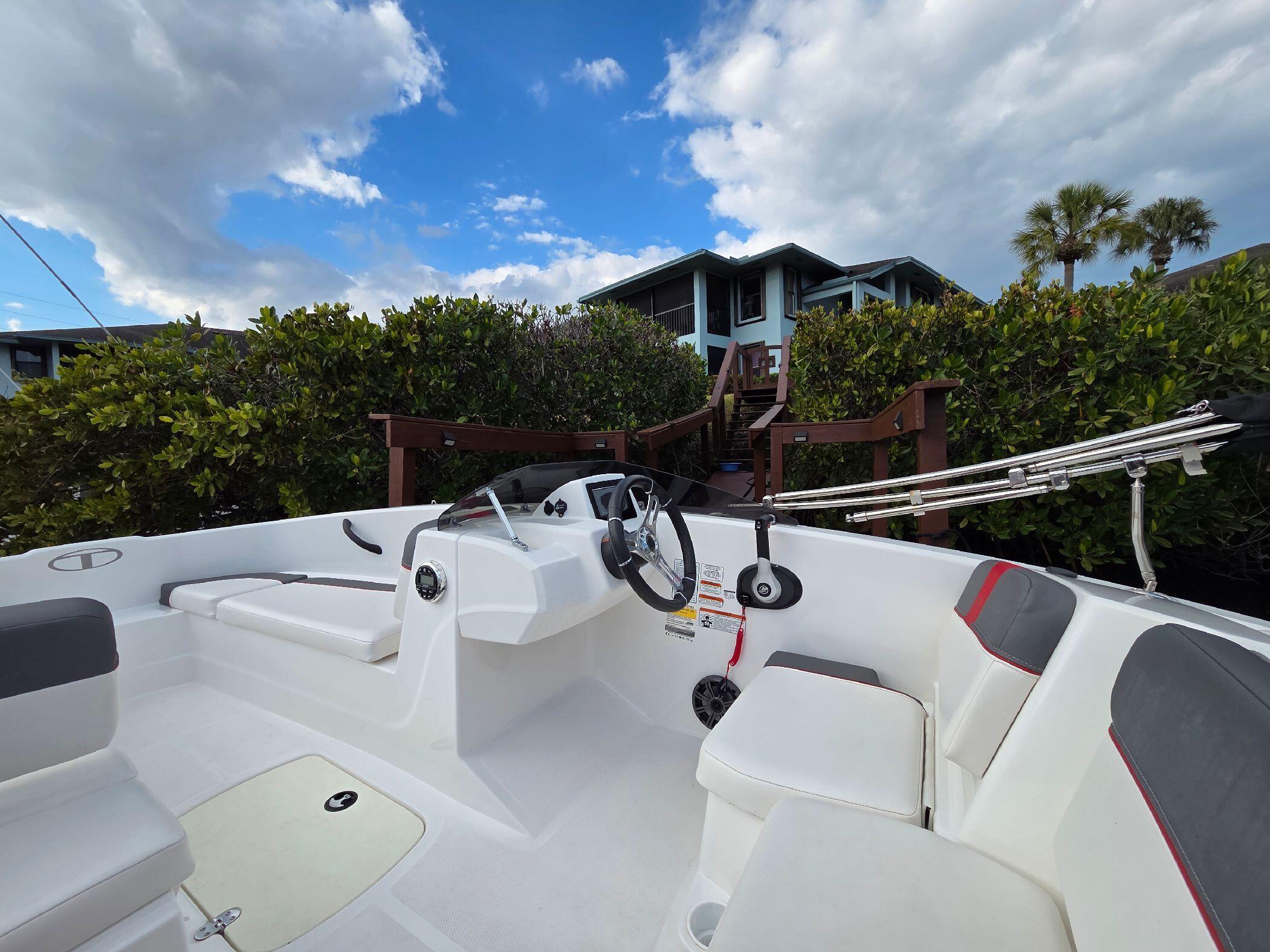 950 South Kanner Highway, Unit 206 Stuart, FL 34994 - Photo 29 of 30 Boat