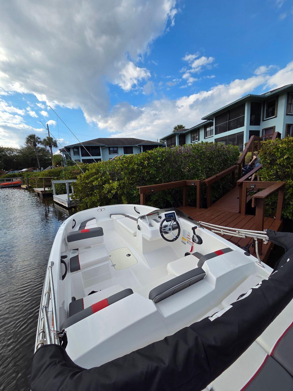 950 South Kanner Highway, Unit 206 Stuart, FL 34994 - Photo 6 of 30 Boat