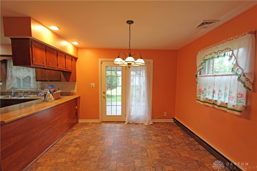 9677 North Country Club Road Piqua, OH 45356 - Photo 7 of 36 Gallery Image 7