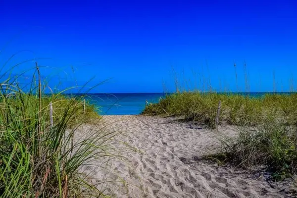 $4,500 | 4031 Northeast Breakwater Drive, Jensen Beach, FL 34957