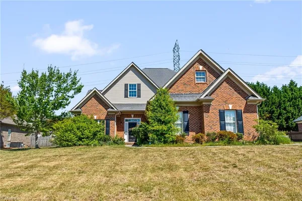 $400,000 | 135 Oak Run Court, Lewisville, NC 27023