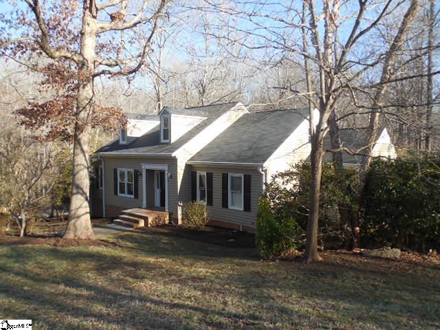 101 Old Forest Road Easley, SC 29640 - Photo 2 of 28