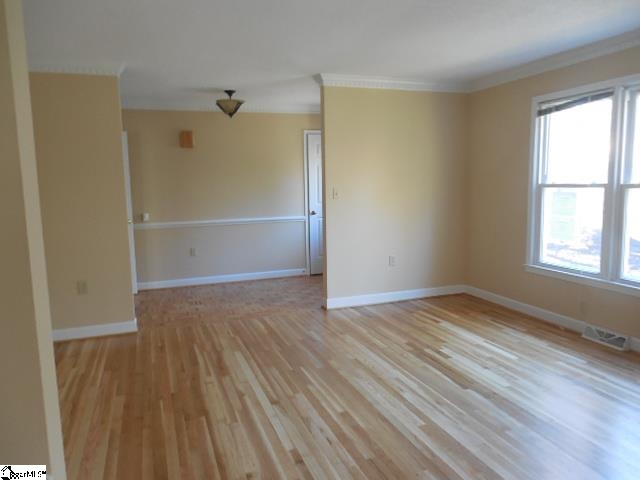 101 Old Forest Road Easley, SC 29640 - Photo 8 of 28