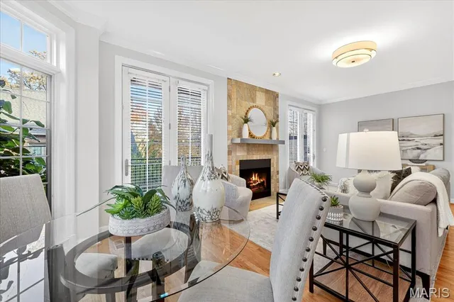 $1,250,000 | 212 Gay Avenue, Clayton, MO 63105