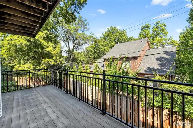 $1,250,000 | 212 Gay Avenue, Clayton, MO 63105