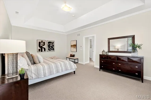 $1,250,000 | 212 Gay Avenue, Clayton, MO 63105