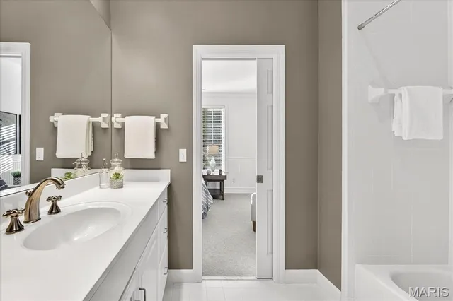 $1,250,000 | 212 Gay Avenue, Clayton, MO 63105