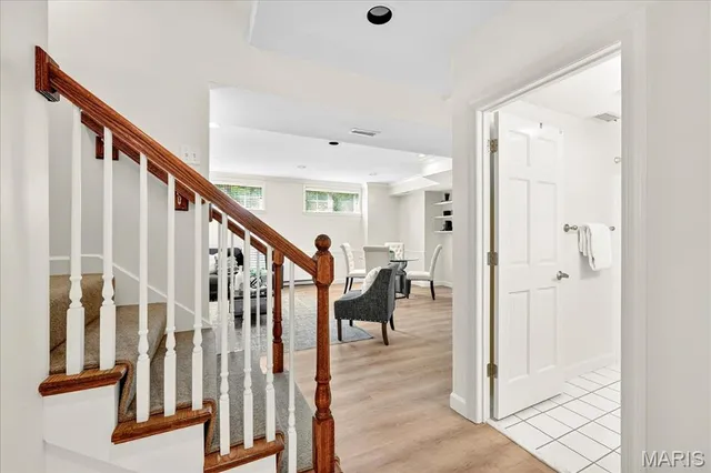 $1,250,000 | 212 Gay Avenue, Clayton, MO 63105