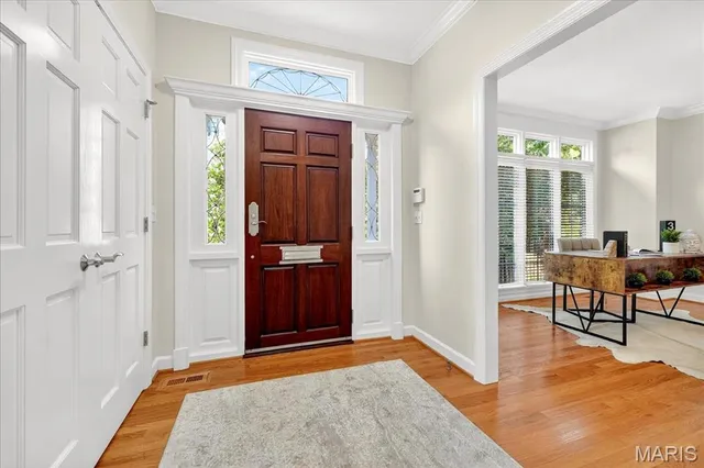 $1,250,000 | 212 Gay Avenue, Clayton, MO 63105