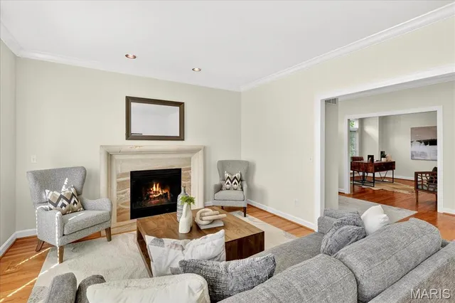 $1,250,000 | 212 Gay Avenue, Clayton, MO 63105