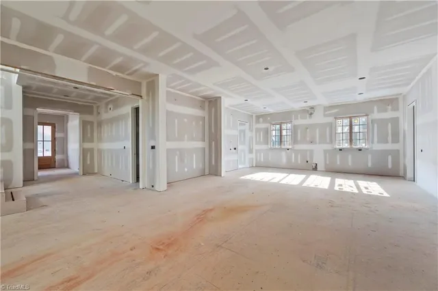 $1,370,400 | 236 Glade View Court, Winston-Salem, NC 27101