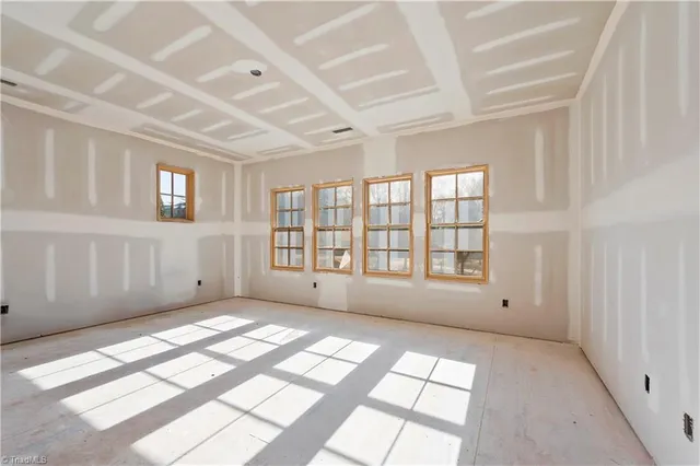 $1,370,400 | 236 Glade View Court, Winston-Salem, NC 27101