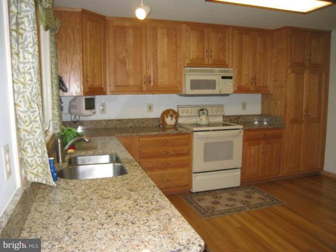 1300 Swan Harbour Road Fort Washington, MD 20744 - Photo 14 of 14 KITCHEN
