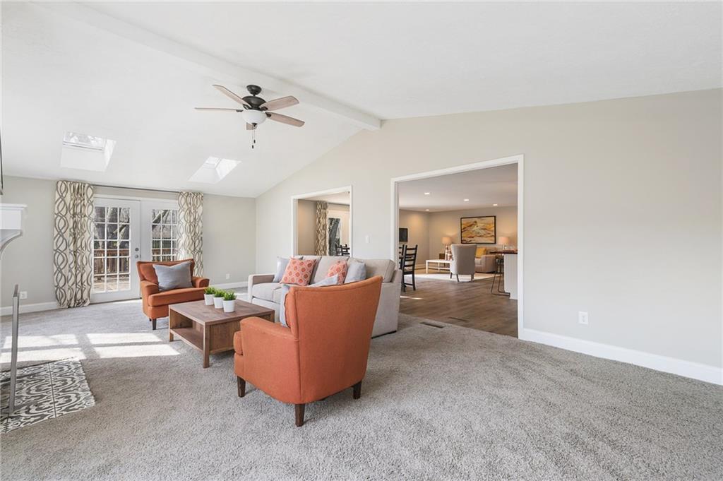 1721 Shawnee Road Indianapolis, IN 46260 - Photo 14 of 25 Gallery Image 14