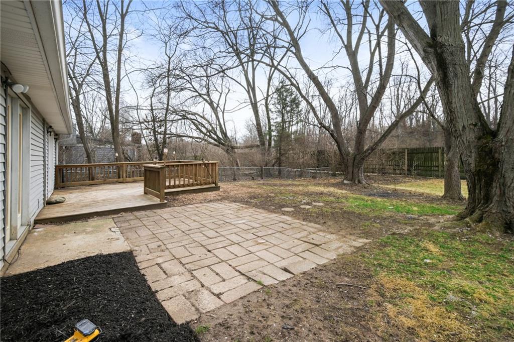 1721 Shawnee Road Indianapolis, IN 46260 - Photo 24 of 25 Gallery Image 24