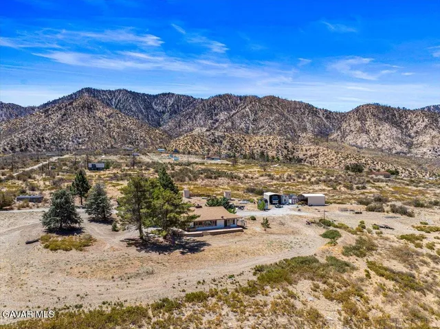 $800,000 | 27811 Jubilee Run Road, Pearblossom, CA 93553