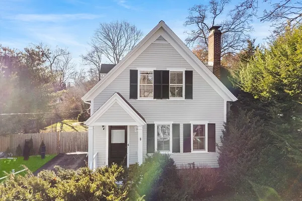 $1,850,000 | 29 Cottage Street, Wellesley, MA 02482