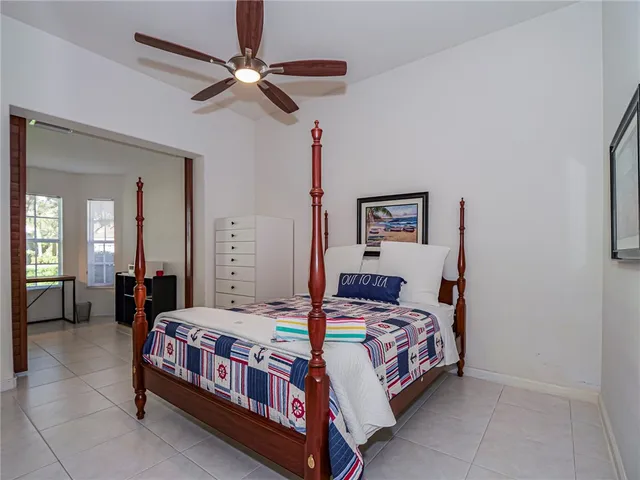 $3,000 | 978 Island Club Square, Vero Beach, FL 32963