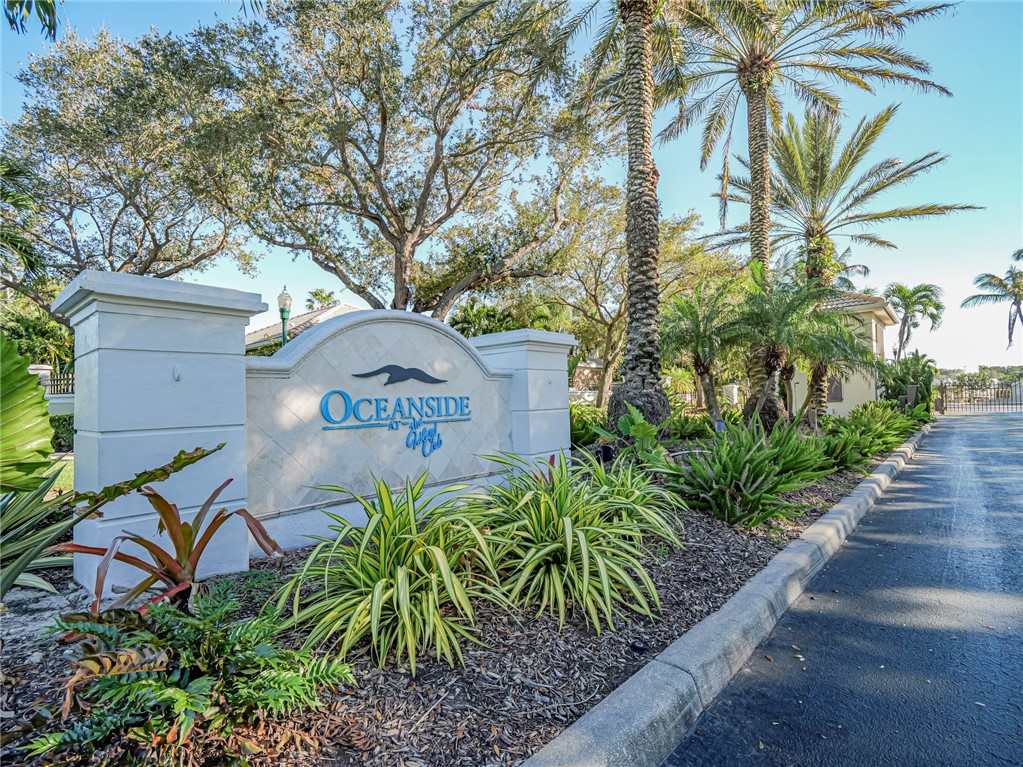 978 Island Club Square Vero Beach, FL 32963 - Photo 32 of 32