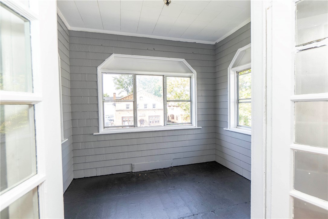 1030 Dewey Avenue Rochester, NY 14613 - Photo 14 of 21