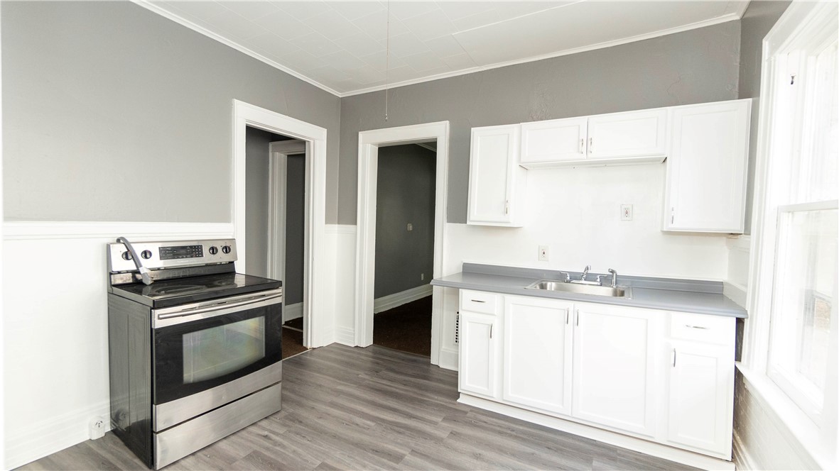 1030 Dewey Avenue Rochester, NY 14613 - Photo 18 of 21