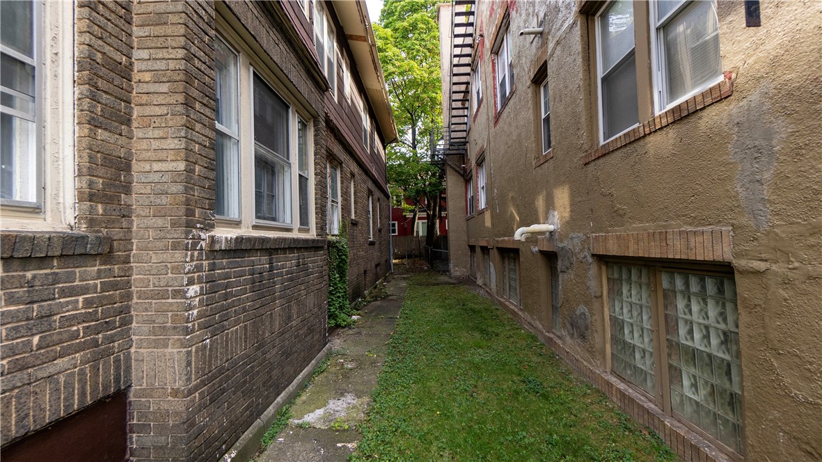 1030 Dewey Avenue Rochester, NY 14613 - Photo 20 of 21