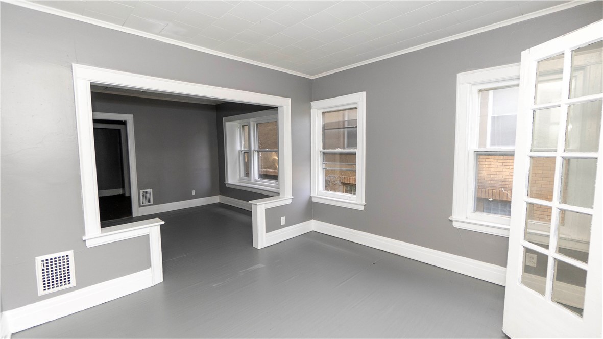 1030 Dewey Avenue Rochester, NY 14613 - Photo 5 of 21