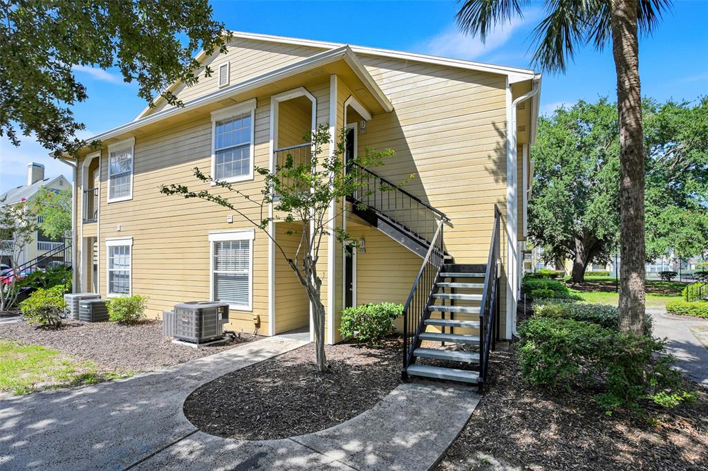 1029 South Hiawassee Road, Unit 2424 Orlando, FL 32835 - Photo 1 of 38