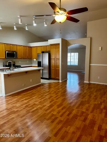 $2,450 | 1421 West Canary Way, Chandler, AZ 85286