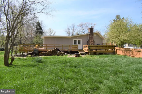 $3,299 | 8811 Badger Drive, Alexandria, VA 22309