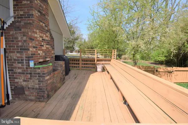 $3,299 | 8811 Badger Drive, Alexandria, VA 22309