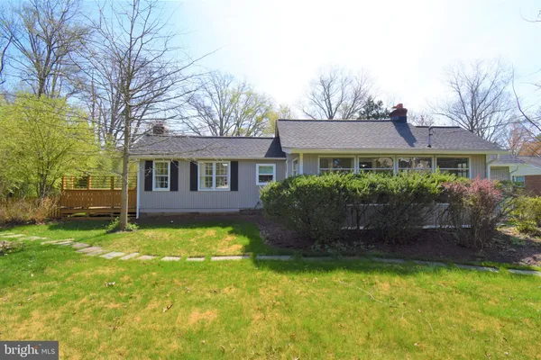 $3,299 | 8811 Badger Drive, Alexandria, VA 22309