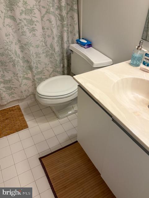 1733 20th Street Northwest, Unit 302 Washington, DC 20009 - Photo 15 of 17 Bath