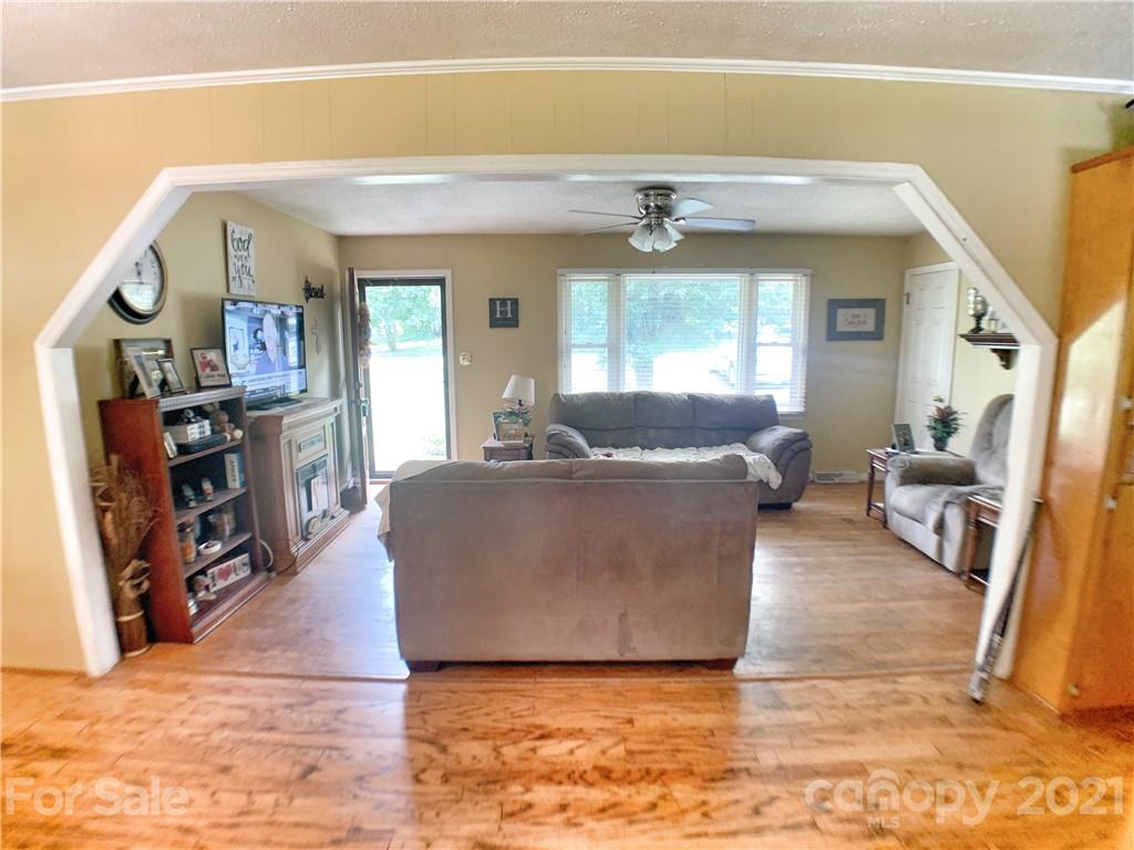 213 Bynum Road Lincolnton, NC 28092 - Photo 8 of 29 Gallery Image 8