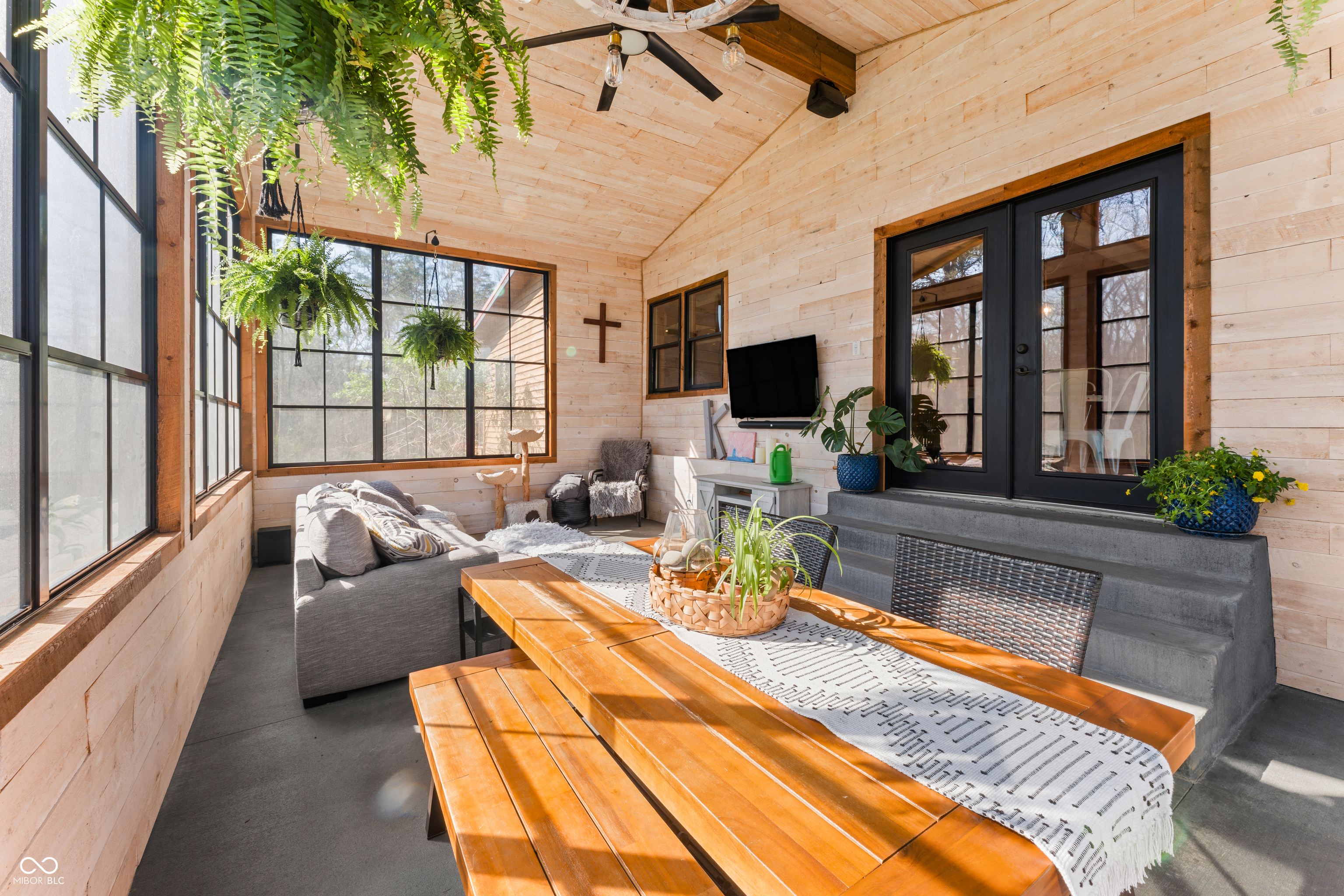 12980 West Lake Road Seymour, IN 47274 - Photo 26 of 61