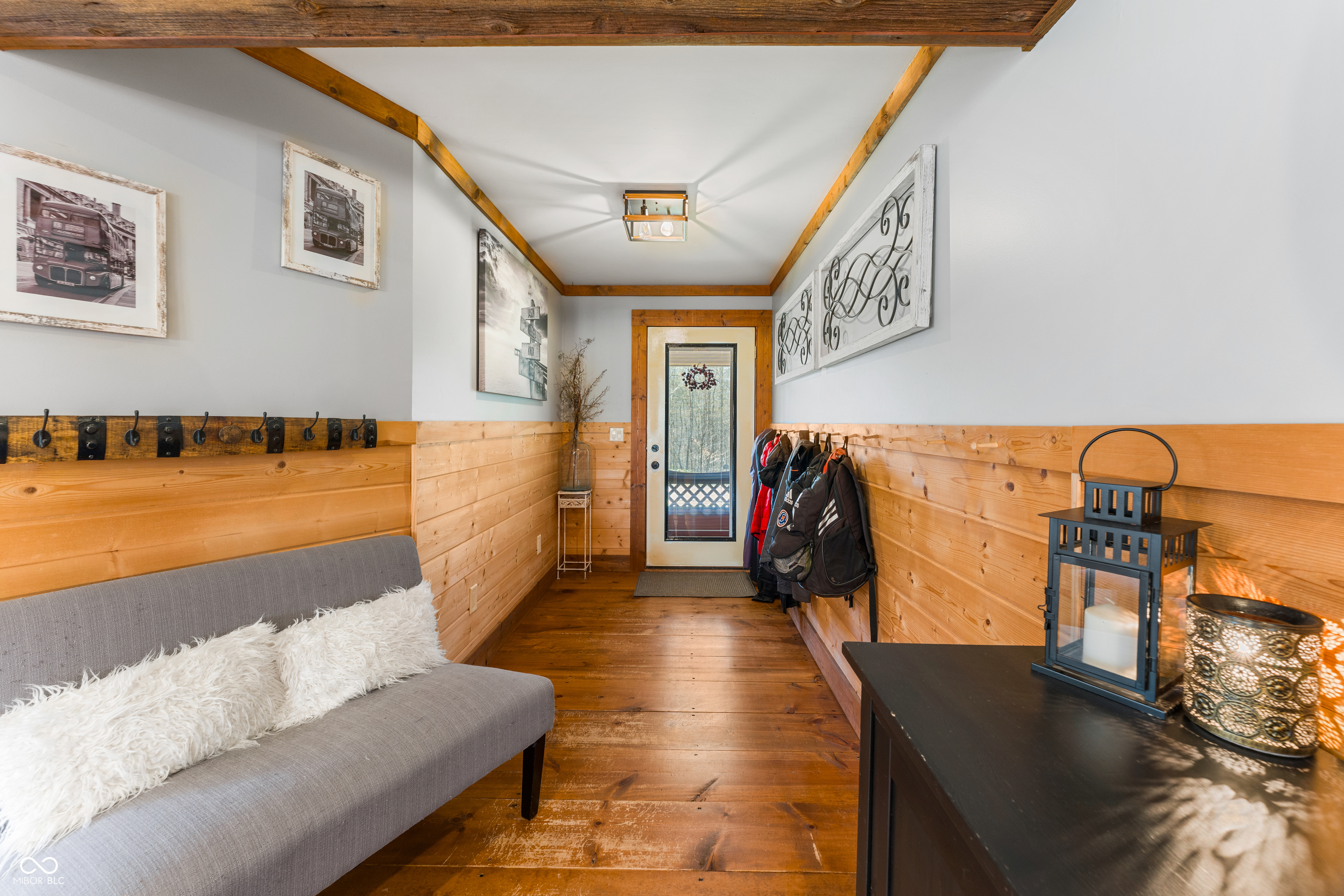 12980 West Lake Road Seymour, IN 47274 - Photo 6 of 61