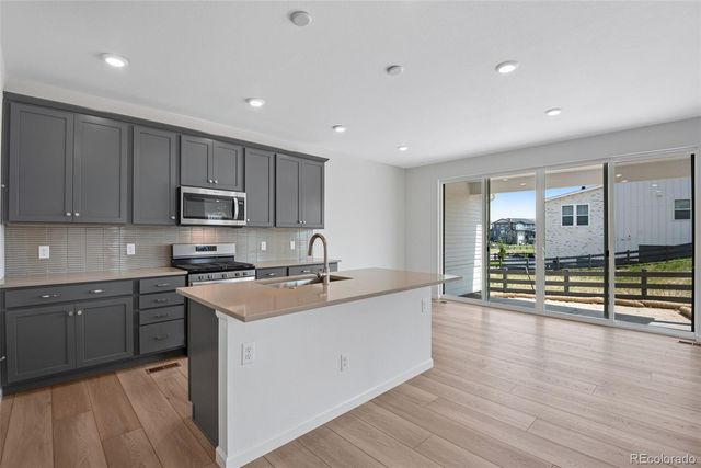 $699,400 | 6866 Oak Cyn Circle, Castle Pines, CO 80108