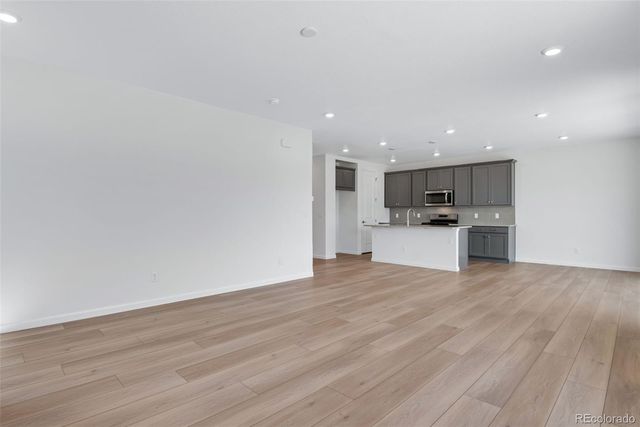 $699,400 | 6866 Oak Cyn Circle, Castle Pines, CO 80108